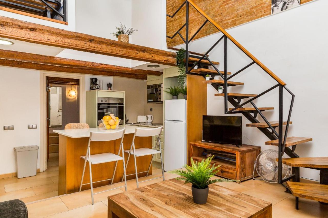 Fridays Flats Dreamy Duplex - Stylish Beach Loft Барселона Экстерьер фото