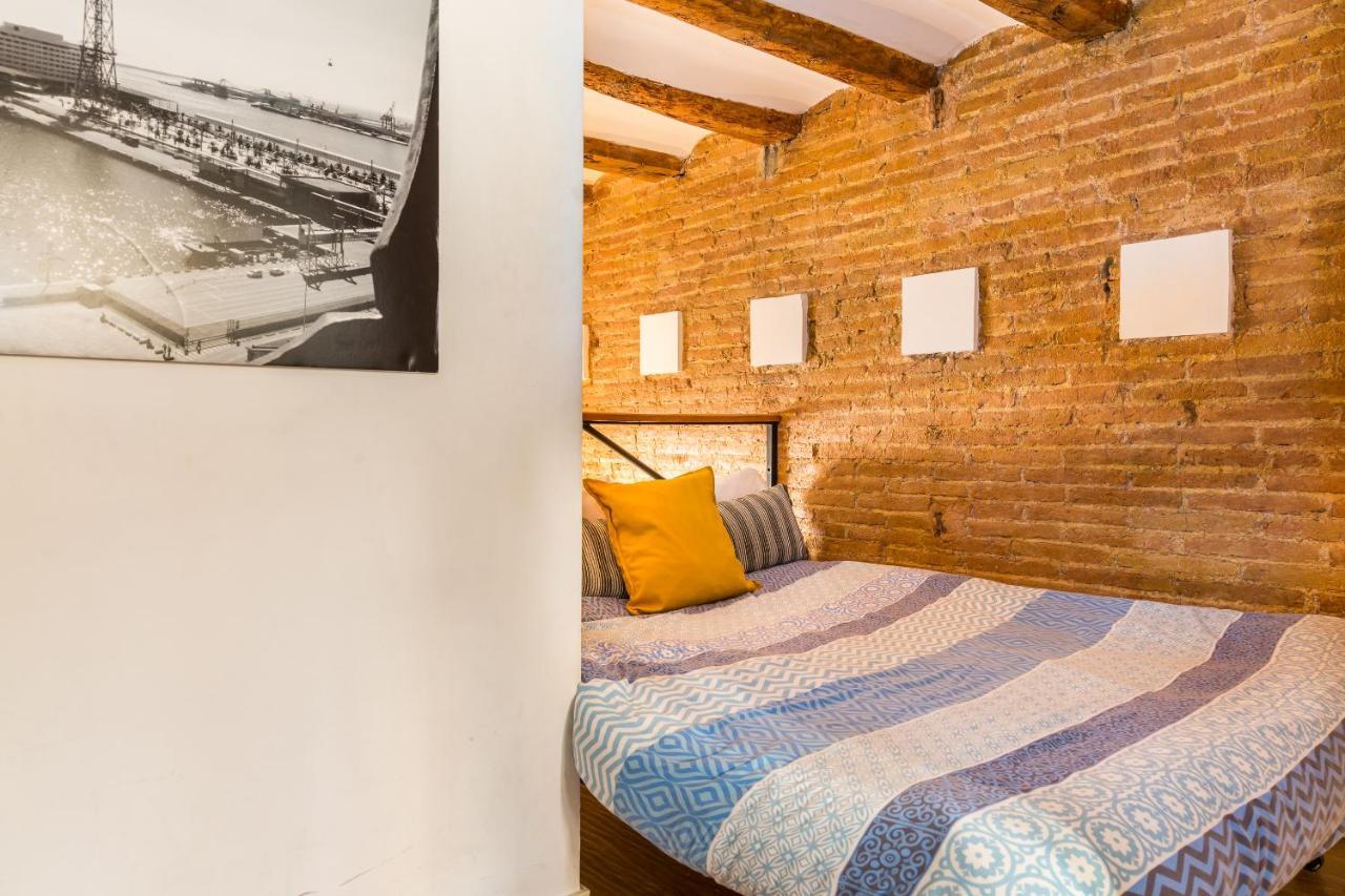 Fridays Flats Dreamy Duplex - Stylish Beach Loft Барселона Экстерьер фото