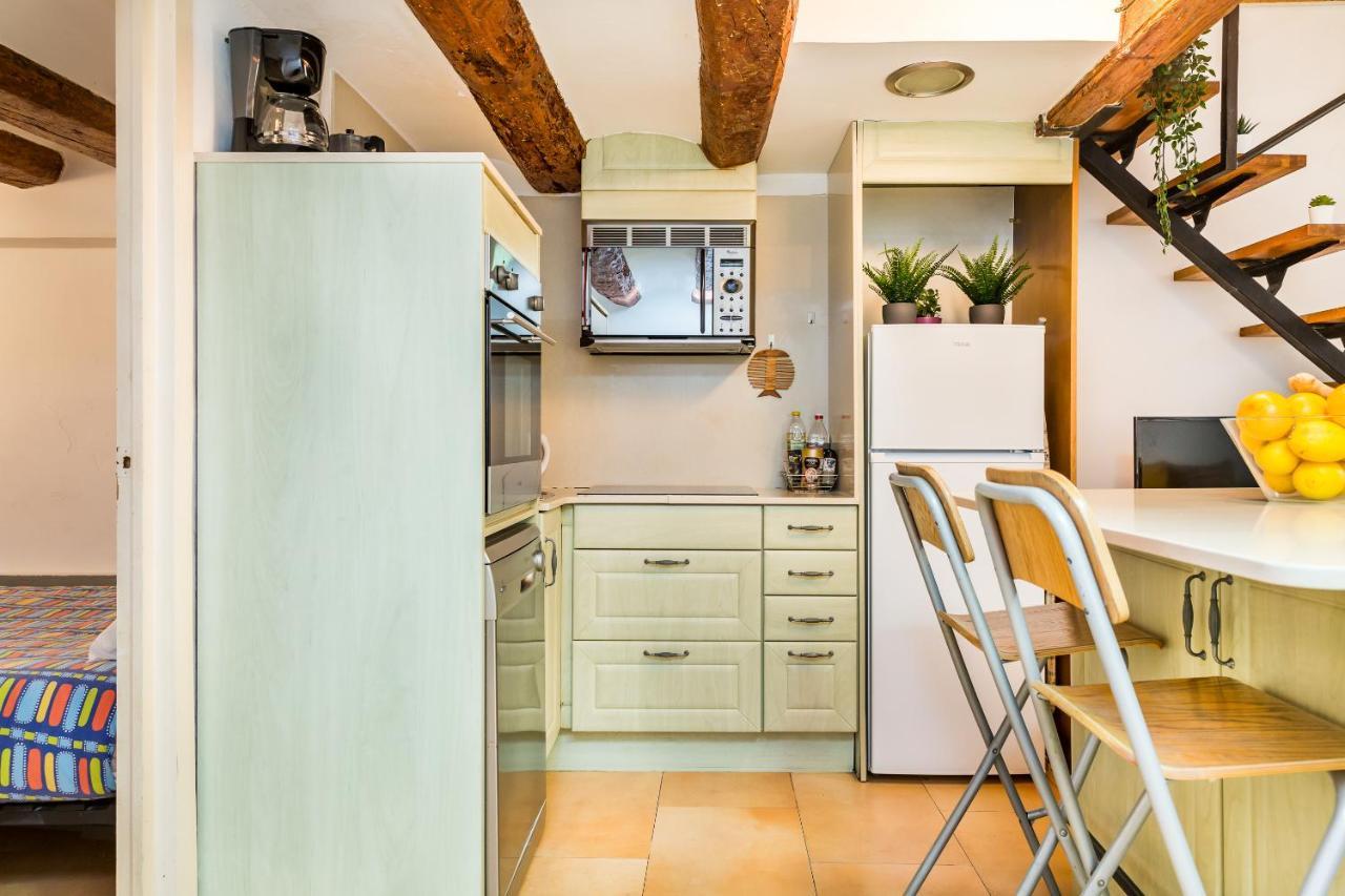Fridays Flats Dreamy Duplex - Stylish Beach Loft Барселона Экстерьер фото